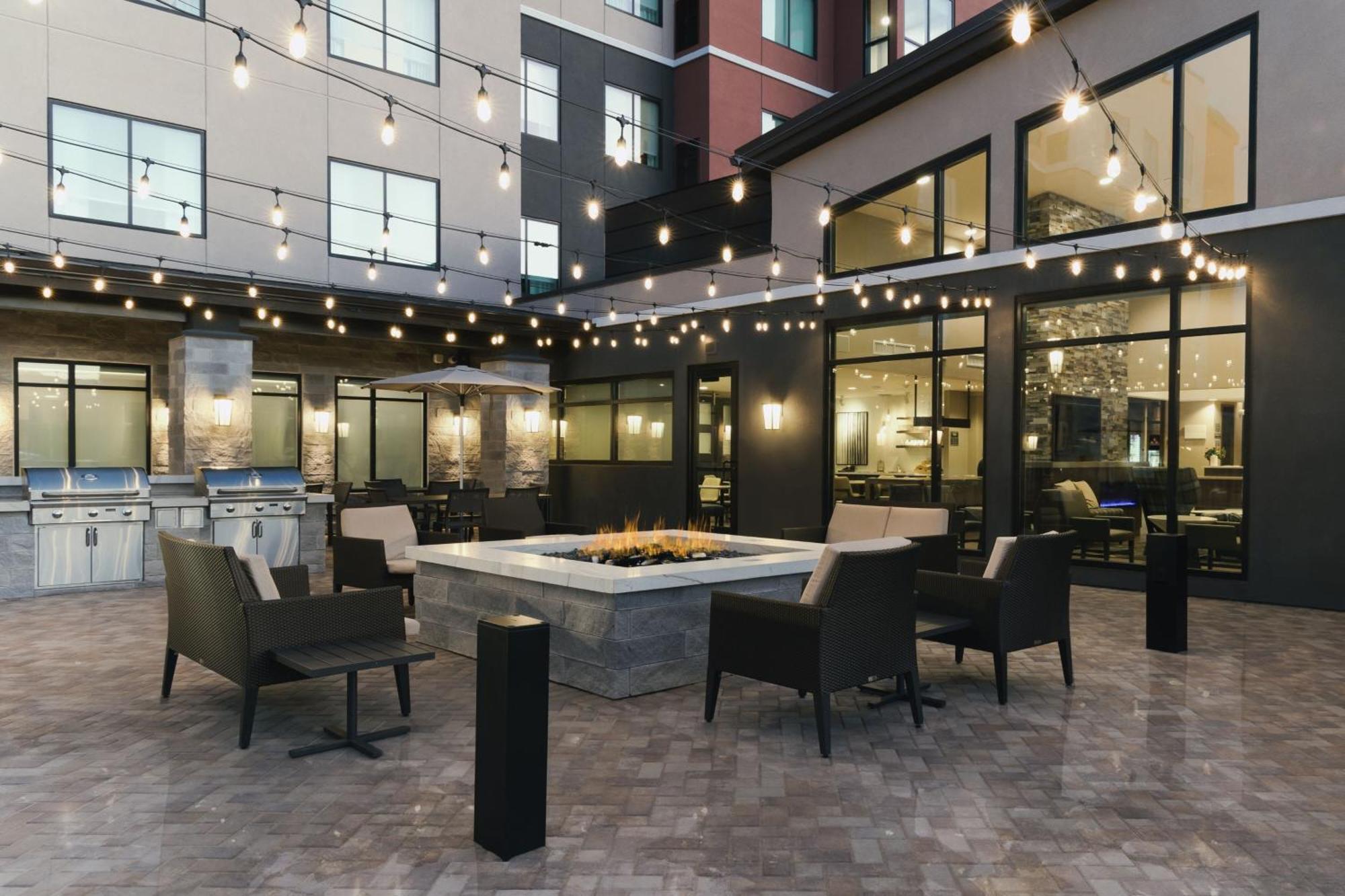 Residence Inn By Marriott Fairfield Napa Exterior photo